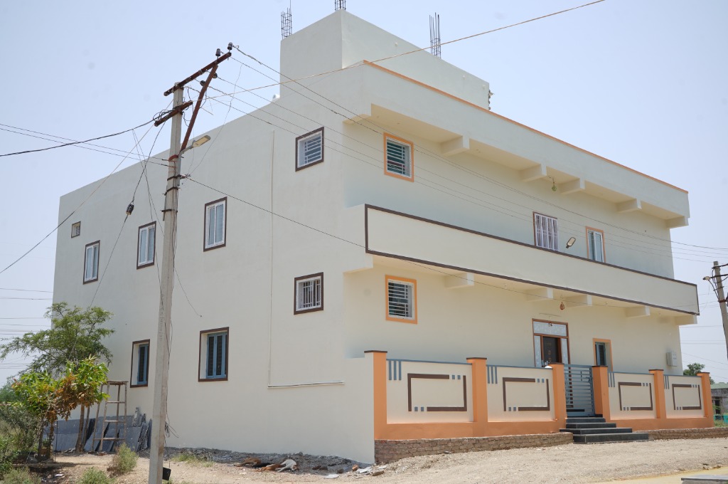 Vikas IIT Foundation School Building – Tripurantakam